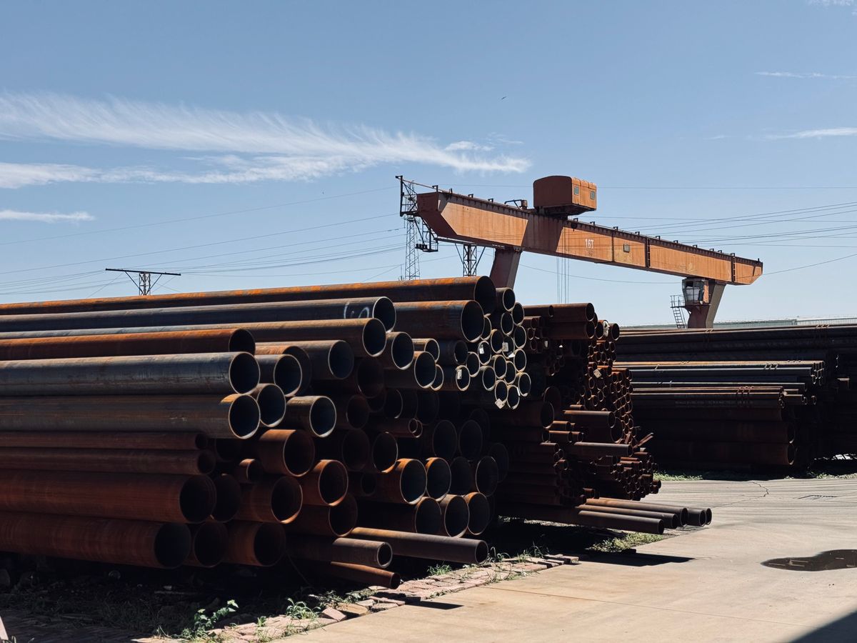 Pipe and section handling